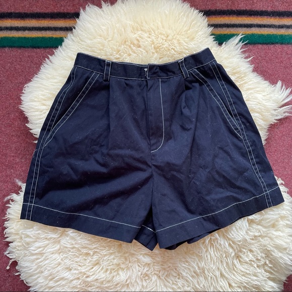 Vintage High Rise Pleated Shorts Ellen Tracy Company Black Vintage Shorts - Picture 1 of 8